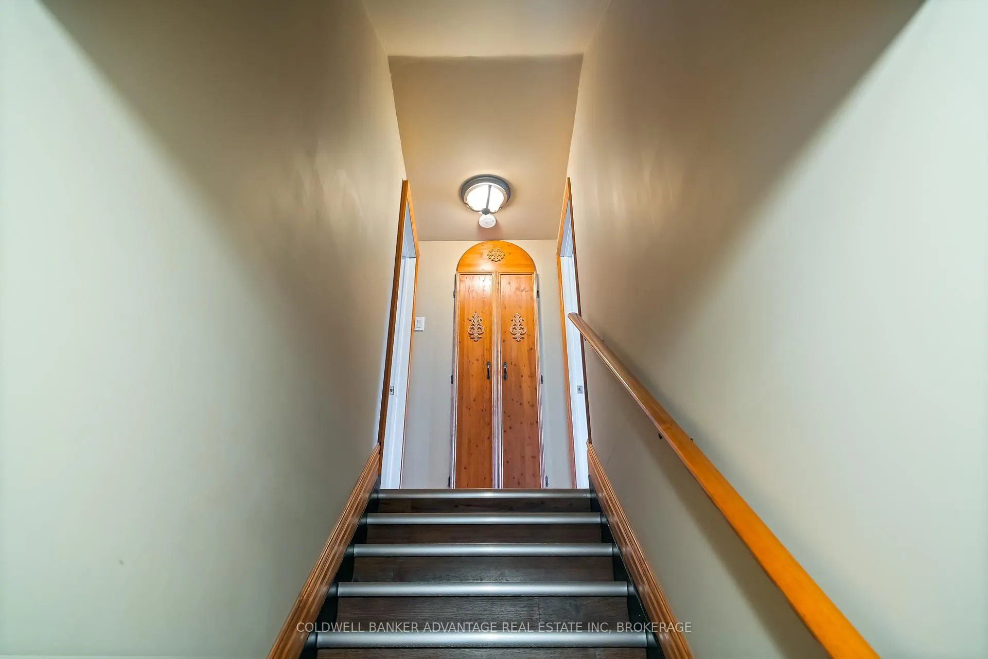 Photo 18 of 386 Simpson Avenue, Welland, Lincoln/Crowland — HOMEH