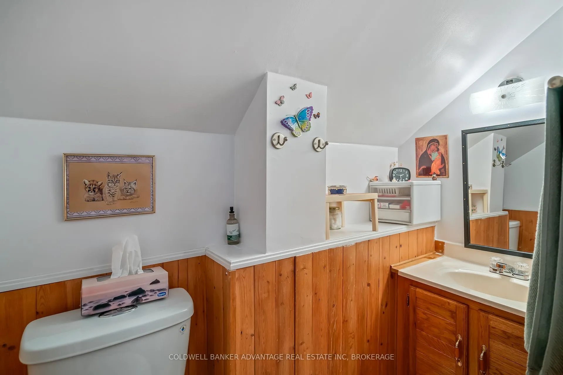 Photo 21 of 386 Simpson Avenue, Welland, Lincoln/Crowland — HOMEH