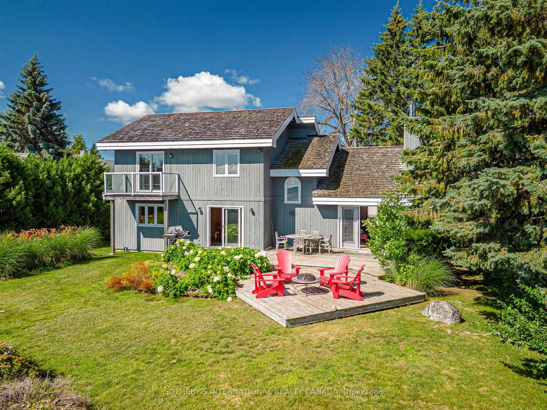 Photo 15 of 121 Fieldcrest Court, Blue Mountains — HOMEH