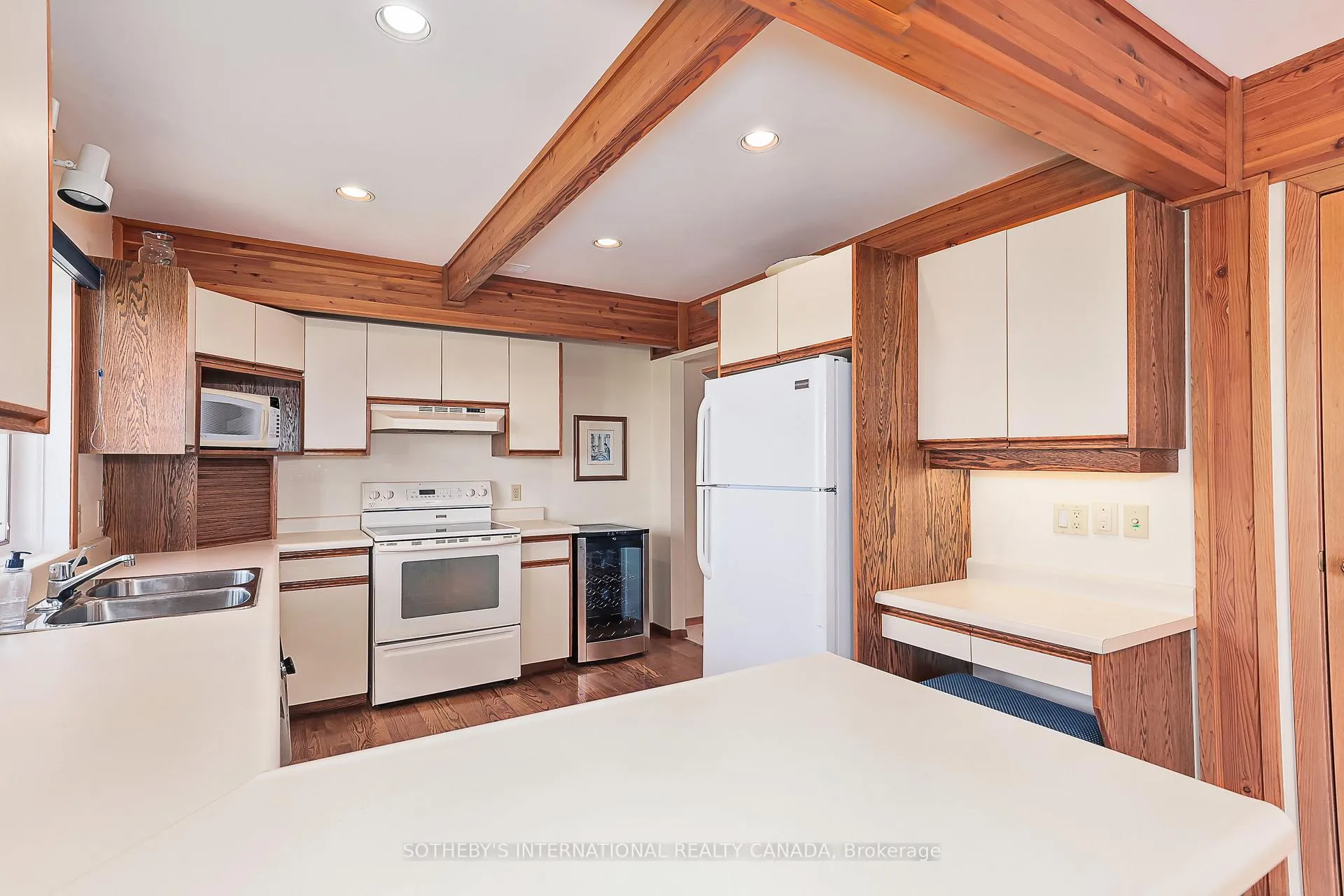 Photo 24 of 121 Fieldcrest Court, Blue Mountains — HOMEH