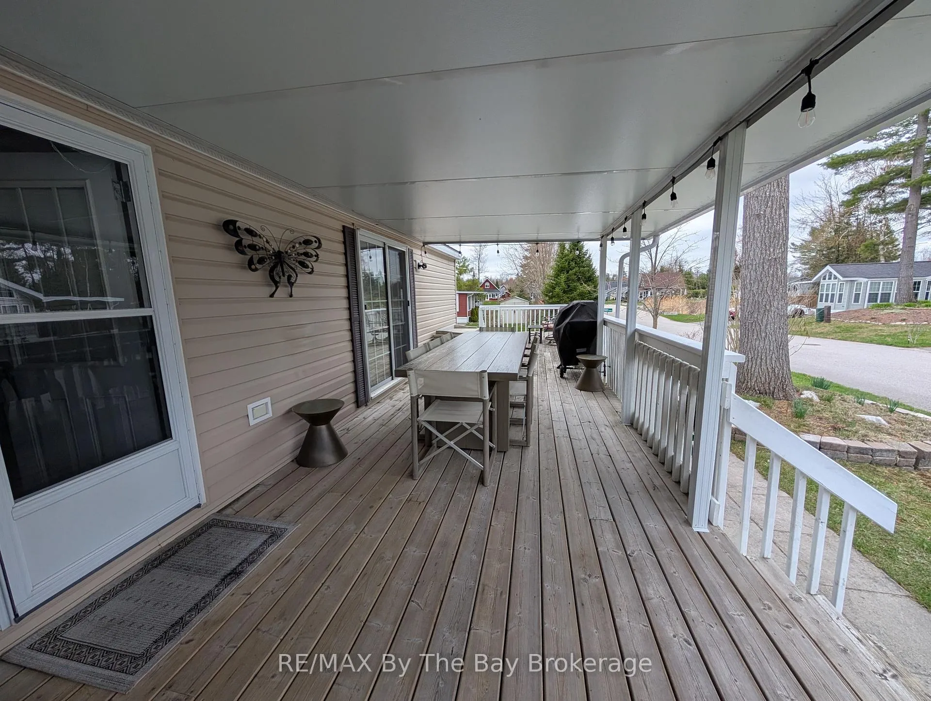 Photo 18 of 2 White Pines Trail, Wasaga Beach — HOMEH