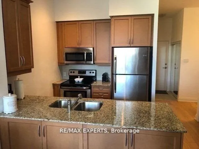 Photo 14 of Unit 302, 530 St Clair Avenue W, Toronto, Humewood-Cedarvale — HOMEH
