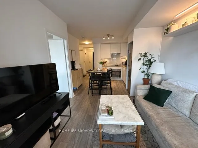Photo 4 of Unit 1111, 99 Broadway Avenue, Toronto, Mount Pleasant West — HOMEH