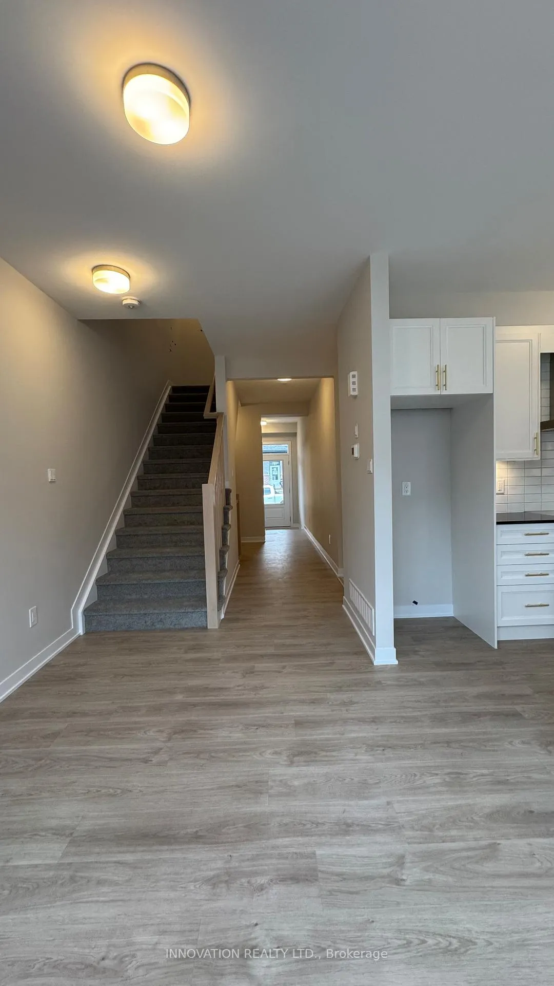 Photo 4 of 14 Pumice Place, Ottawa, Barrhaven - Half Moon Bay — HOMEH