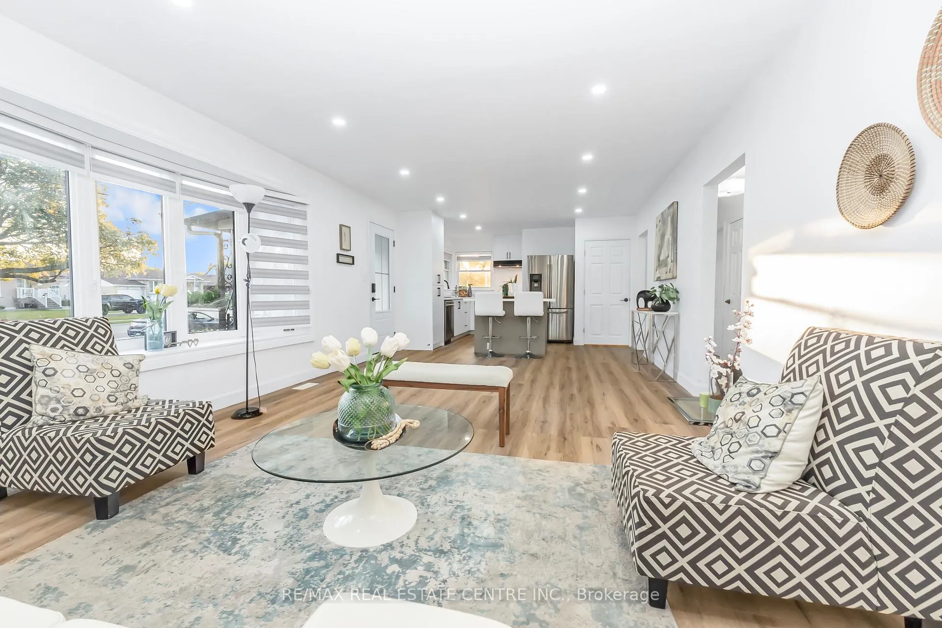 Photo 17 of 959 Mohawk Road E, Hamilton, Huntington — HOMEH