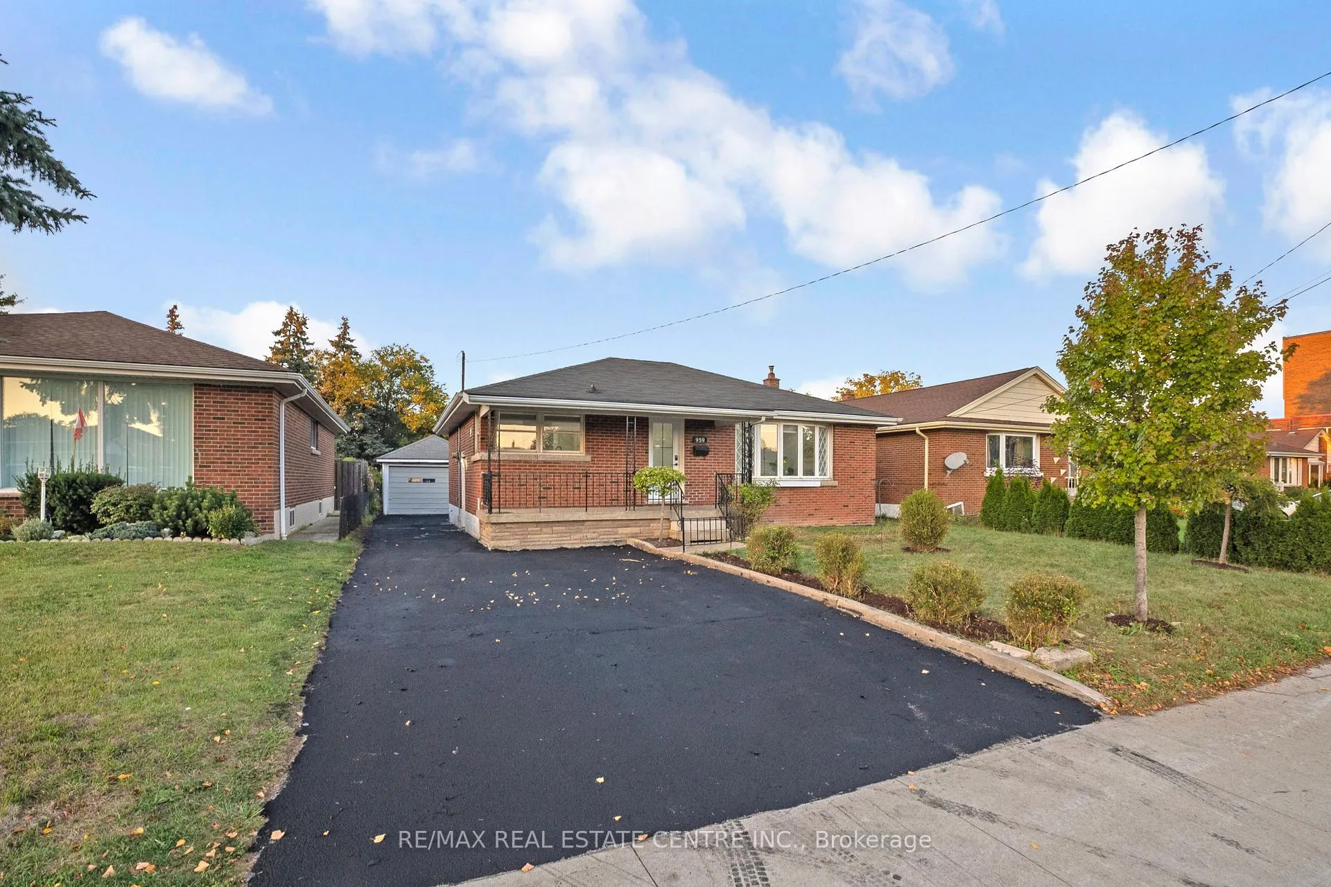 Photo 43 of 959 Mohawk Road E, Hamilton, Huntington — HOMEH