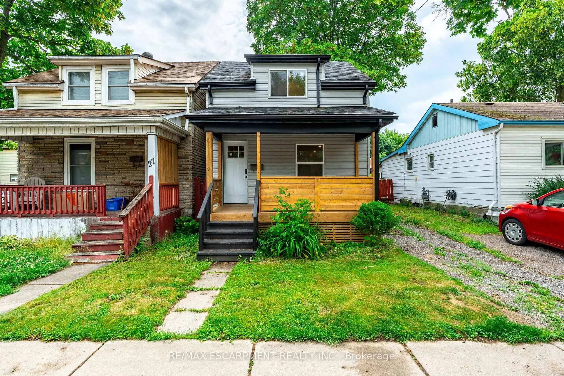 Photo 1 of 29 New Street, Hamilton, Strathcona — HOMEH