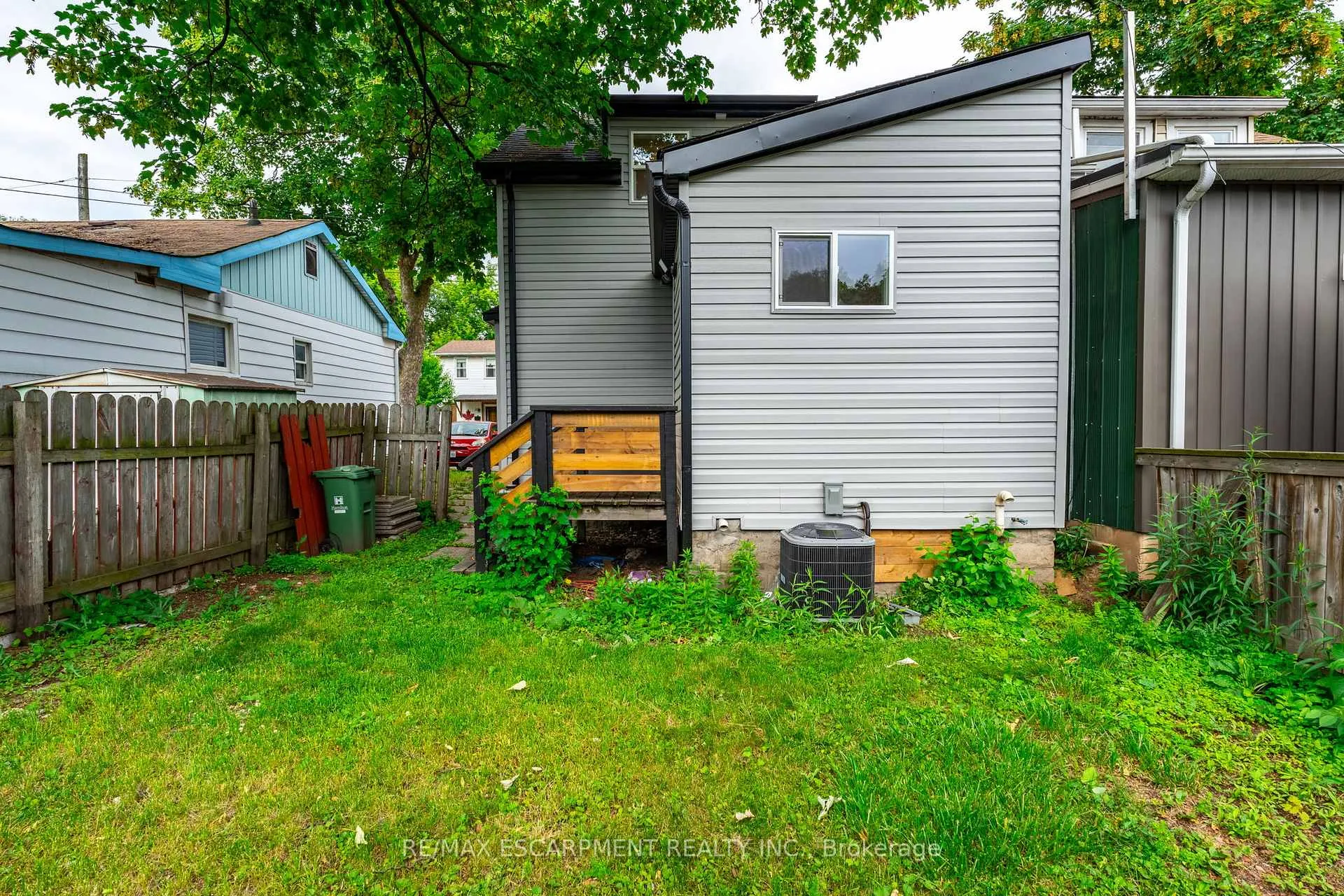 Photo 31 of 29 New Street, Hamilton, Strathcona — HOMEH