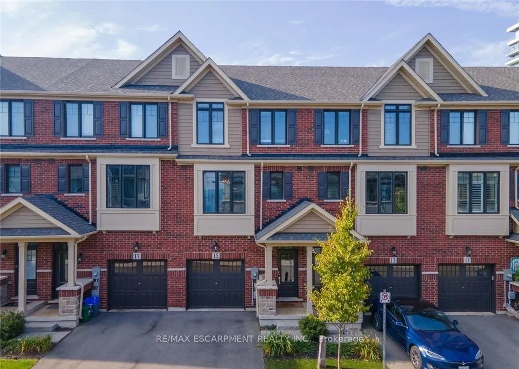 Photo 13 of 15 Pierre Trudeau Lane, Grimsby, Grimsby Beach — HOMEH