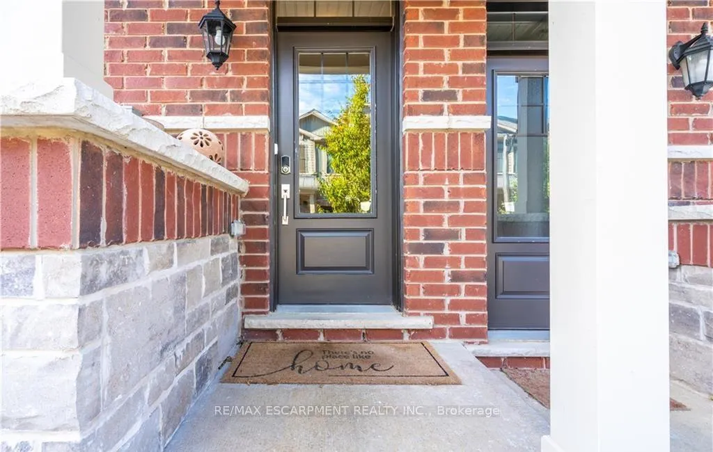 Photo 44 of 15 Pierre Trudeau Lane, Grimsby, Grimsby Beach — HOMEH