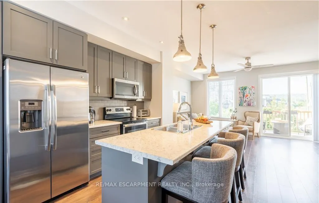 Photo 161 of 15 Pierre Trudeau Lane, Grimsby, Grimsby Beach — HOMEH