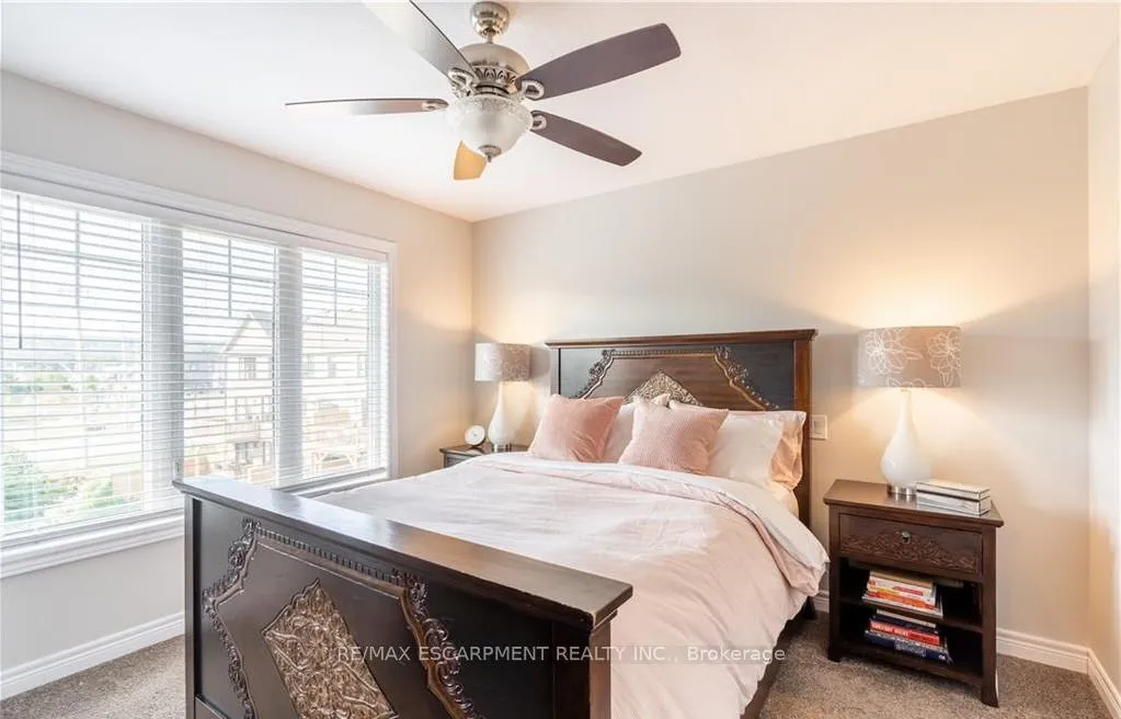 Photo 502 of 15 Pierre Trudeau Lane, Grimsby, Grimsby Beach — HOMEH