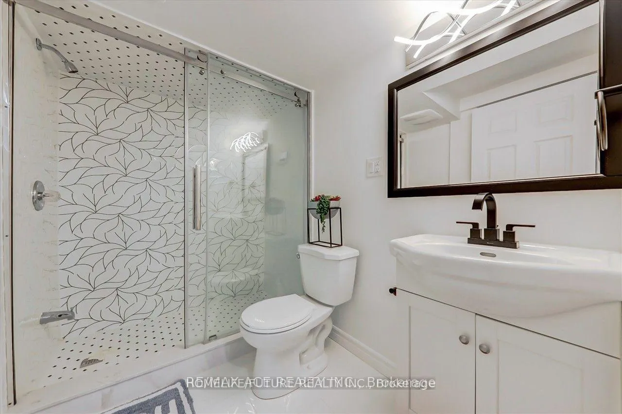 Photo 5 of Unit Bsmt, 1579 Heathside Crescent, Pickering, Liverpool — HOMEH