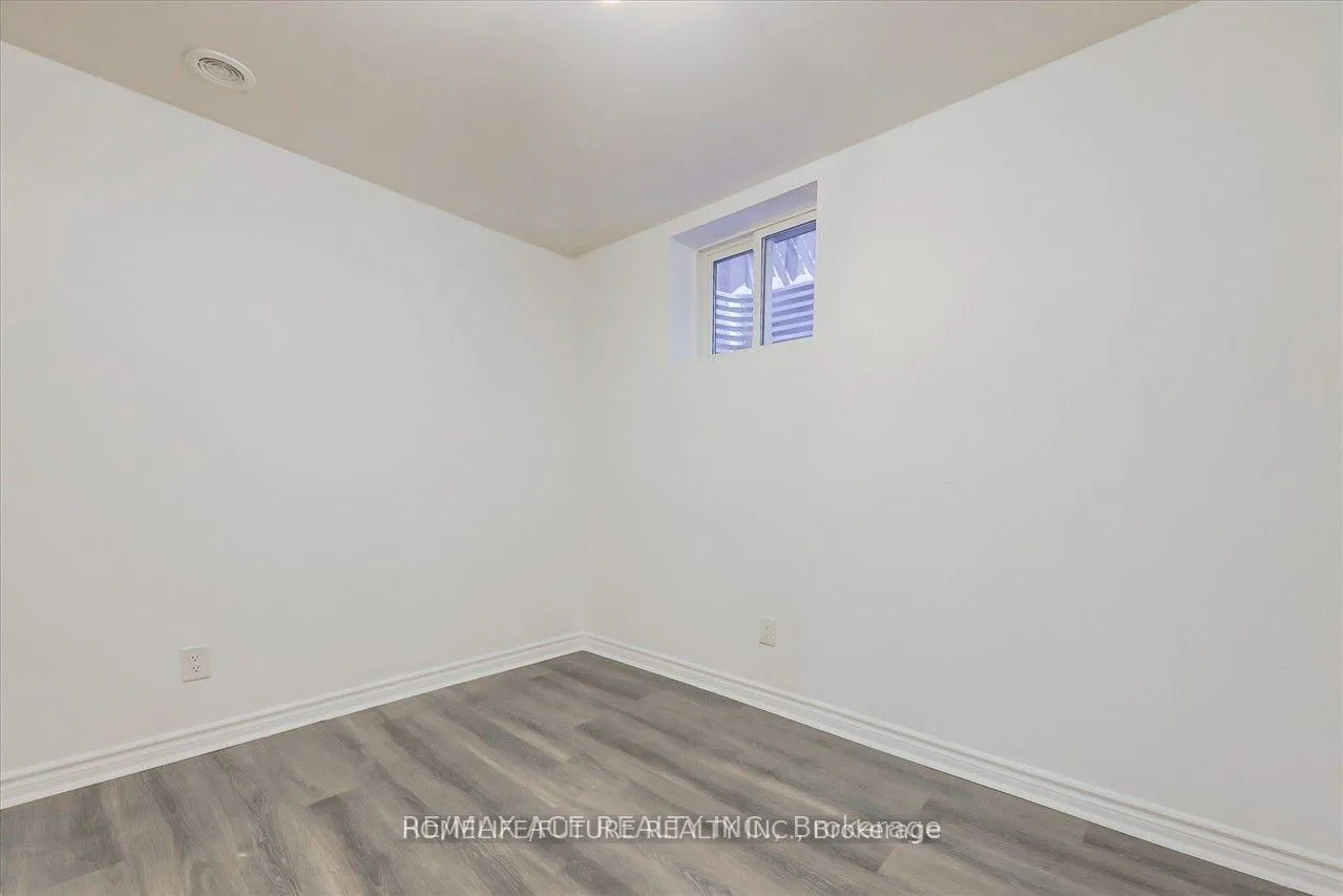 Photo 9 of Unit Bsmt, 1579 Heathside Crescent, Pickering, Liverpool — HOMEH
