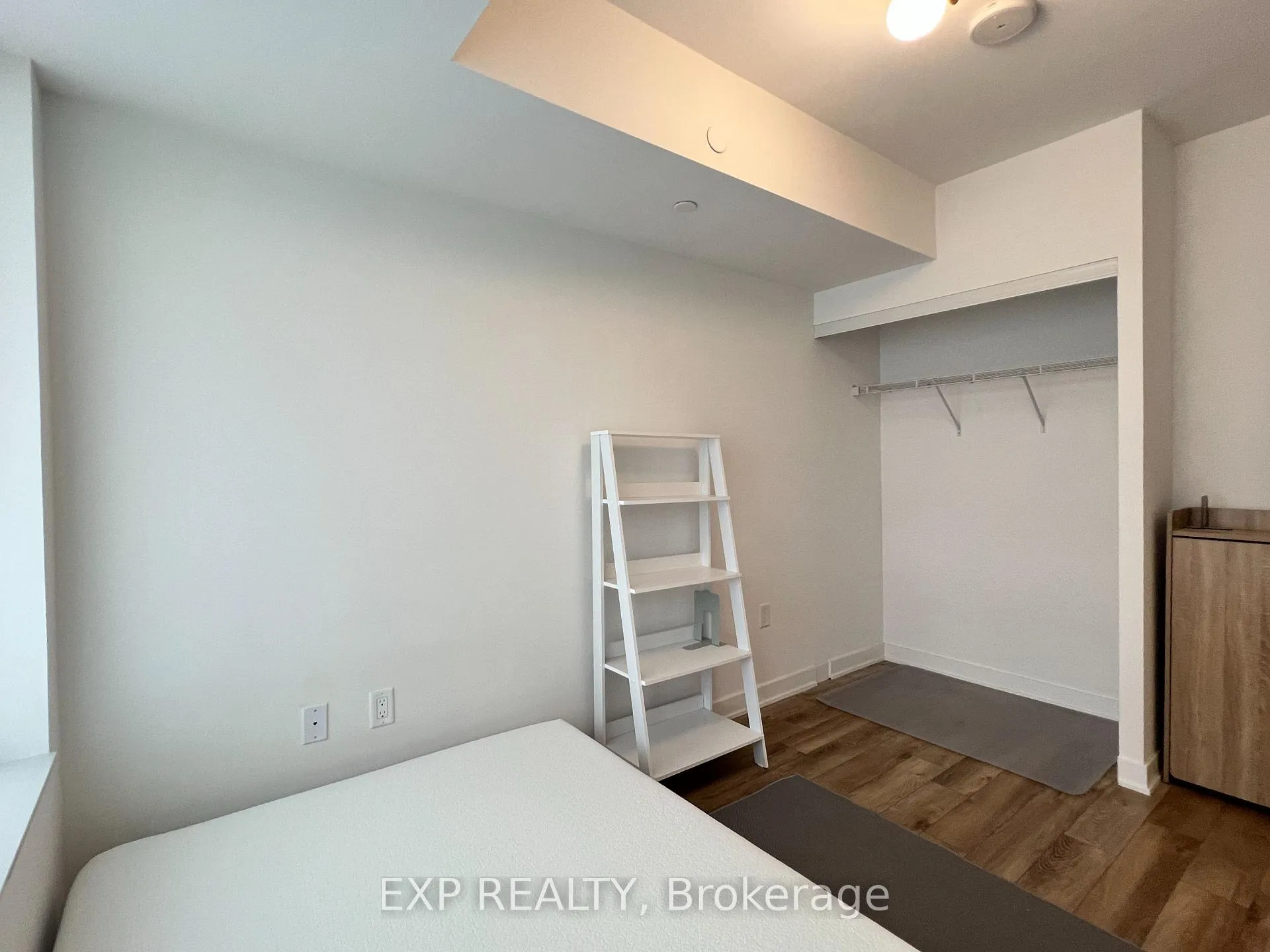 Photo 7 of Unit 3013, 195 Redpath Avenue, Toronto, Mount Pleasant West — HOMEH