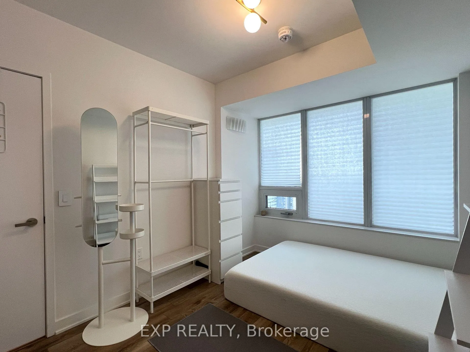 Photo 8 of Unit 3013, 195 Redpath Avenue, Toronto, Mount Pleasant West — HOMEH