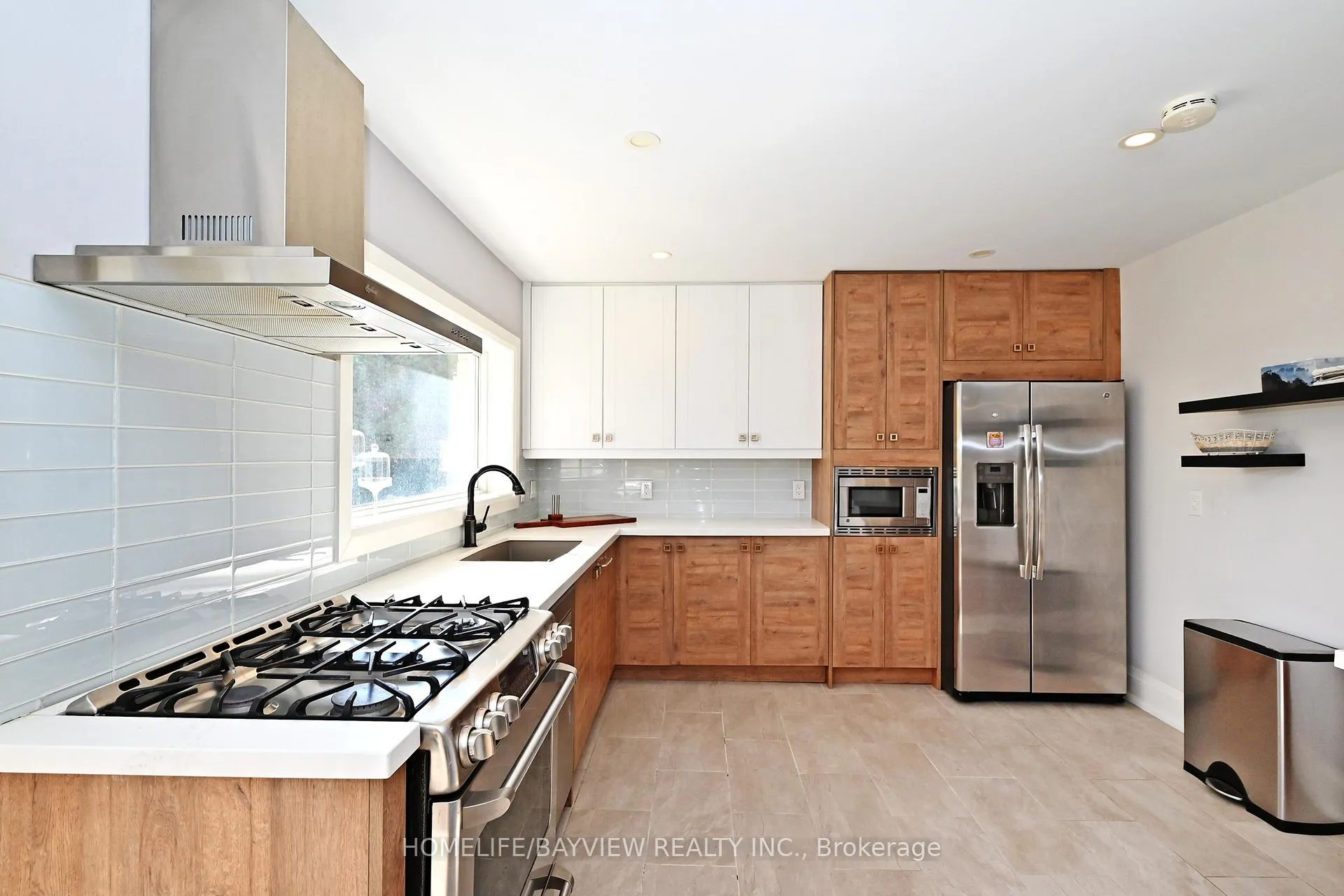 Photo 14 of 3 Wildrose Crescent, Markham, Bayview Glen — HOMEH