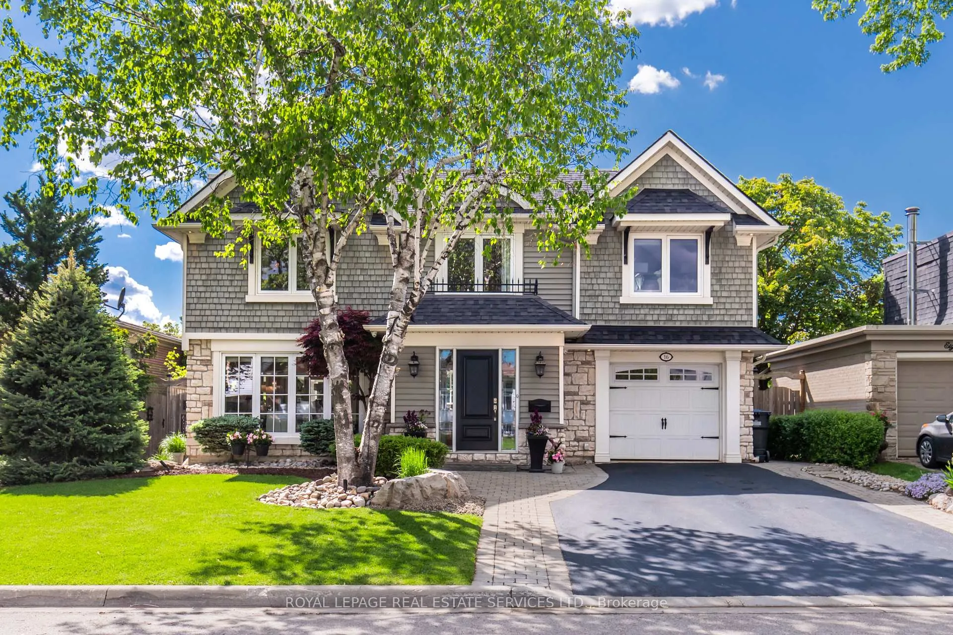 Front of 16 Ferndale Crescent