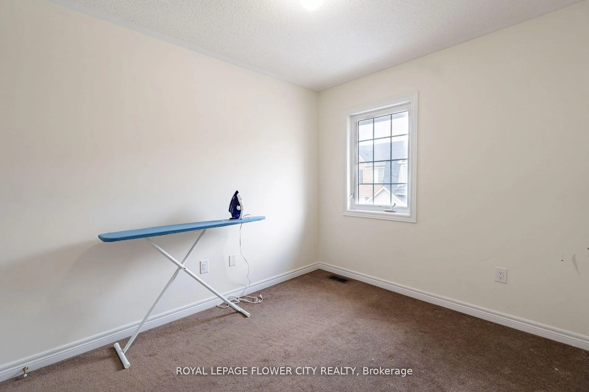 Photo 17 of 15 Sea Drifter Crescent, Brampton, Bram East — HOMEH