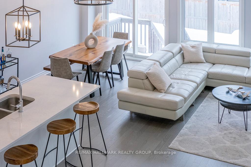 Photo 5 of 184 Nepeta Crescent, Ottawa, Blossom Park/Kemp Park/Findlay Creek — HOMEH
