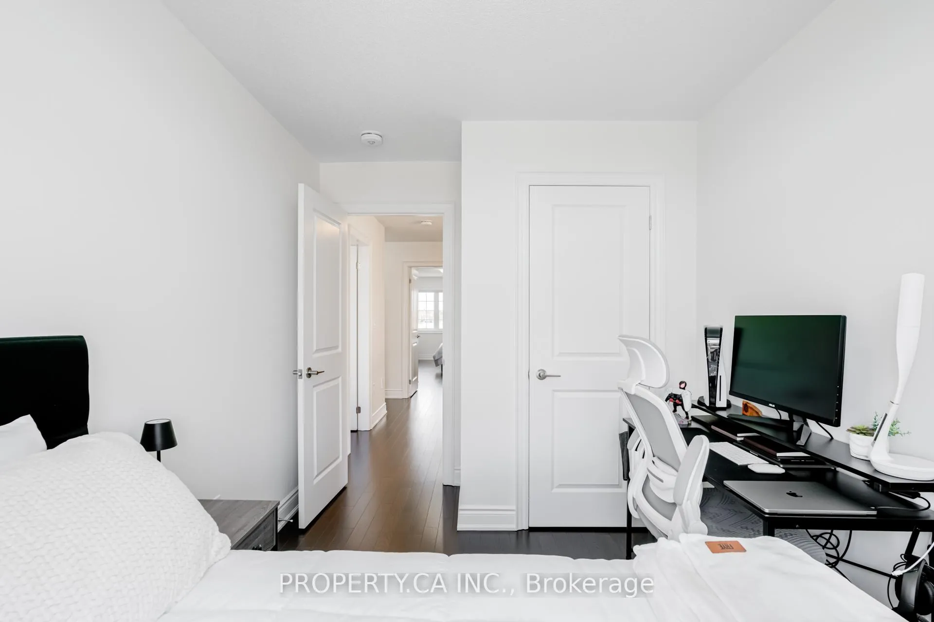 Photo 22 of 10 Fordham Road, Brampton, Bram West — HOMEH