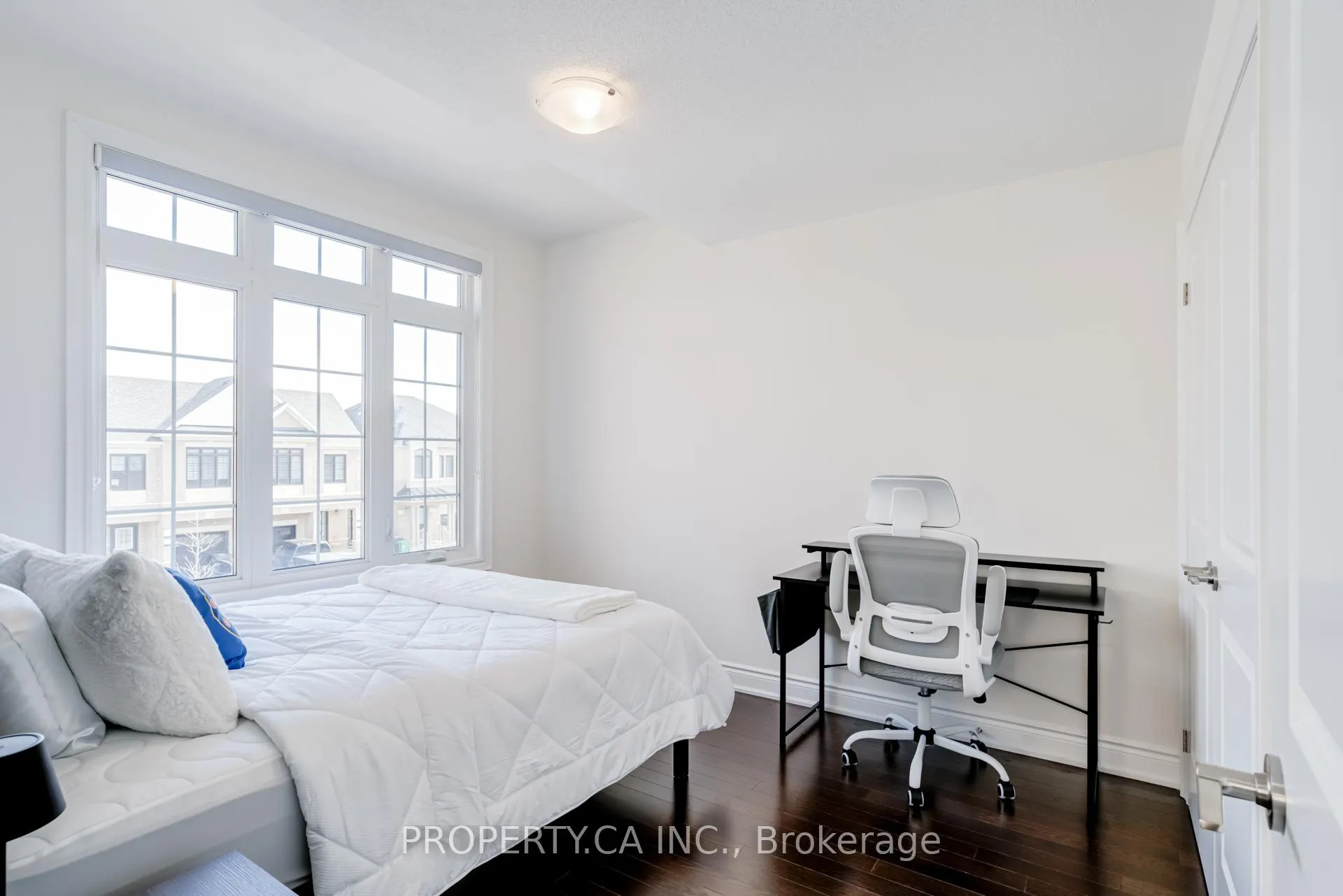 Photo 24 of 10 Fordham Road, Brampton, Bram West — HOMEH