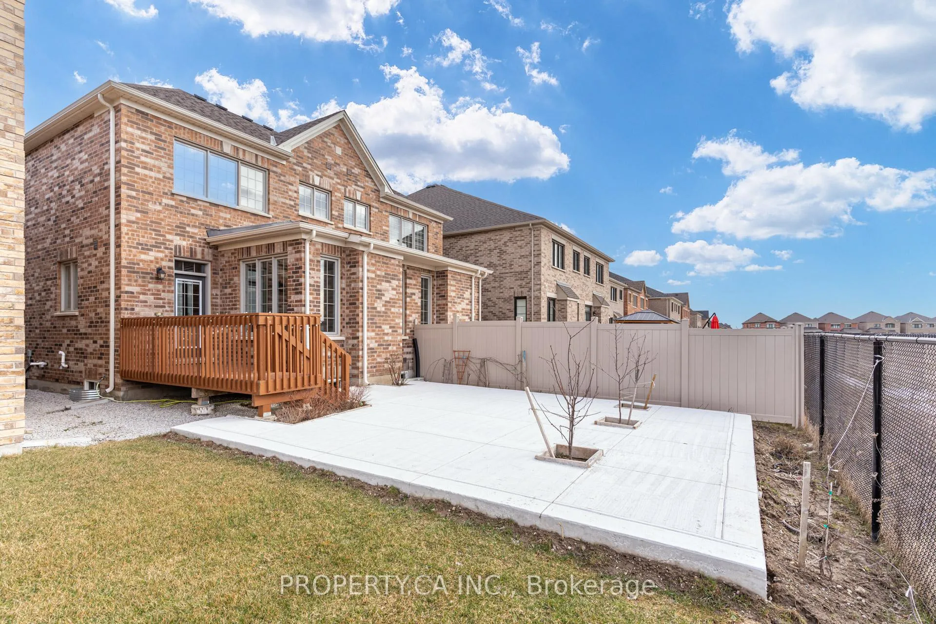 Photo 29 of 10 Fordham Road, Brampton, Bram West — HOMEH