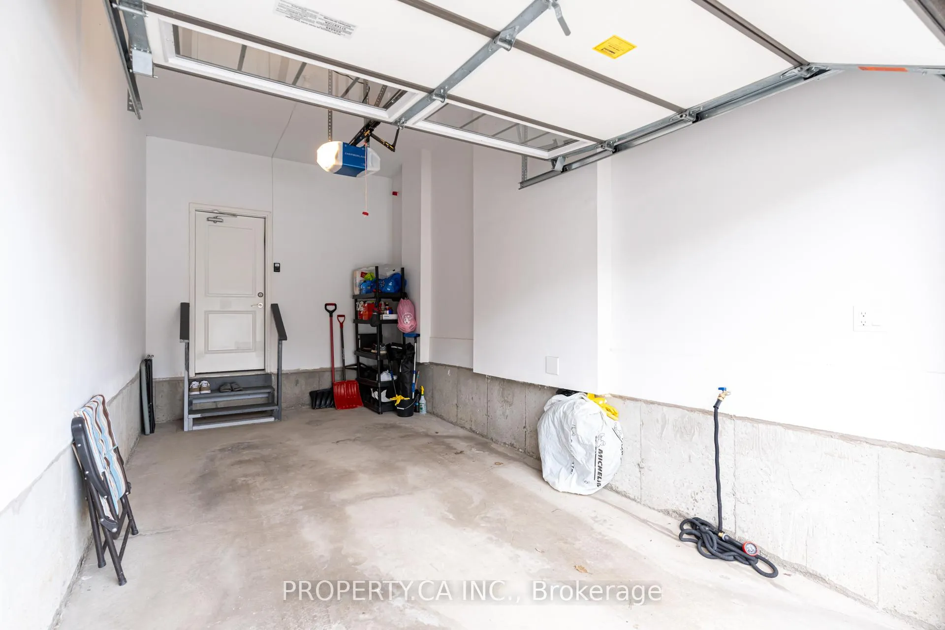 Photo 34 of 10 Fordham Road, Brampton, Bram West — HOMEH