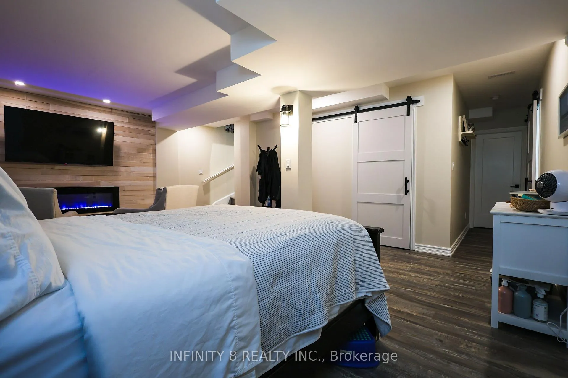 Photo 22 of 7693 Butternut Boulevard, Niagara Falls, Brown — HOMEH