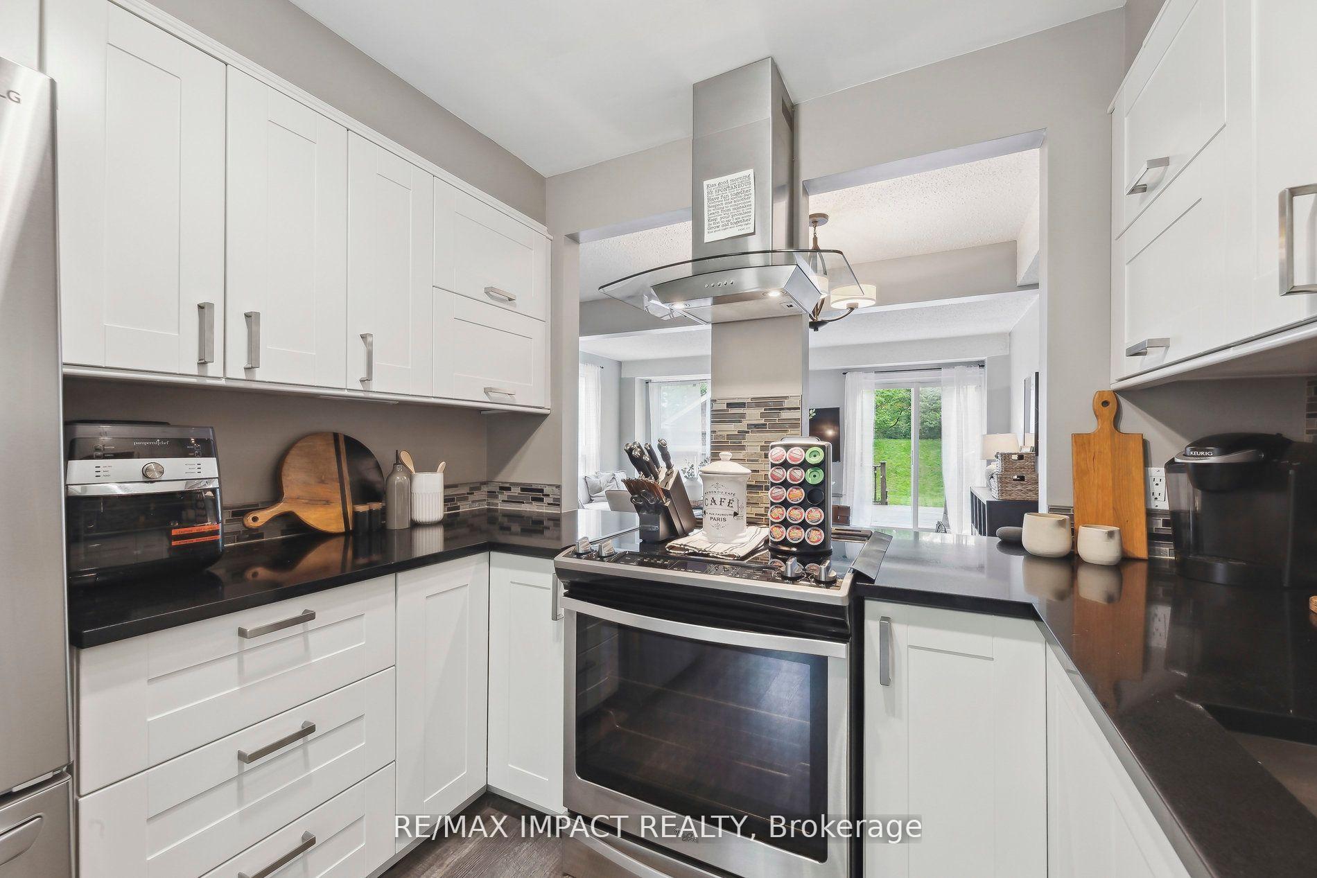Photo 9 of 27 Prout Drive, Clarington, Bowmanville — HOMEH