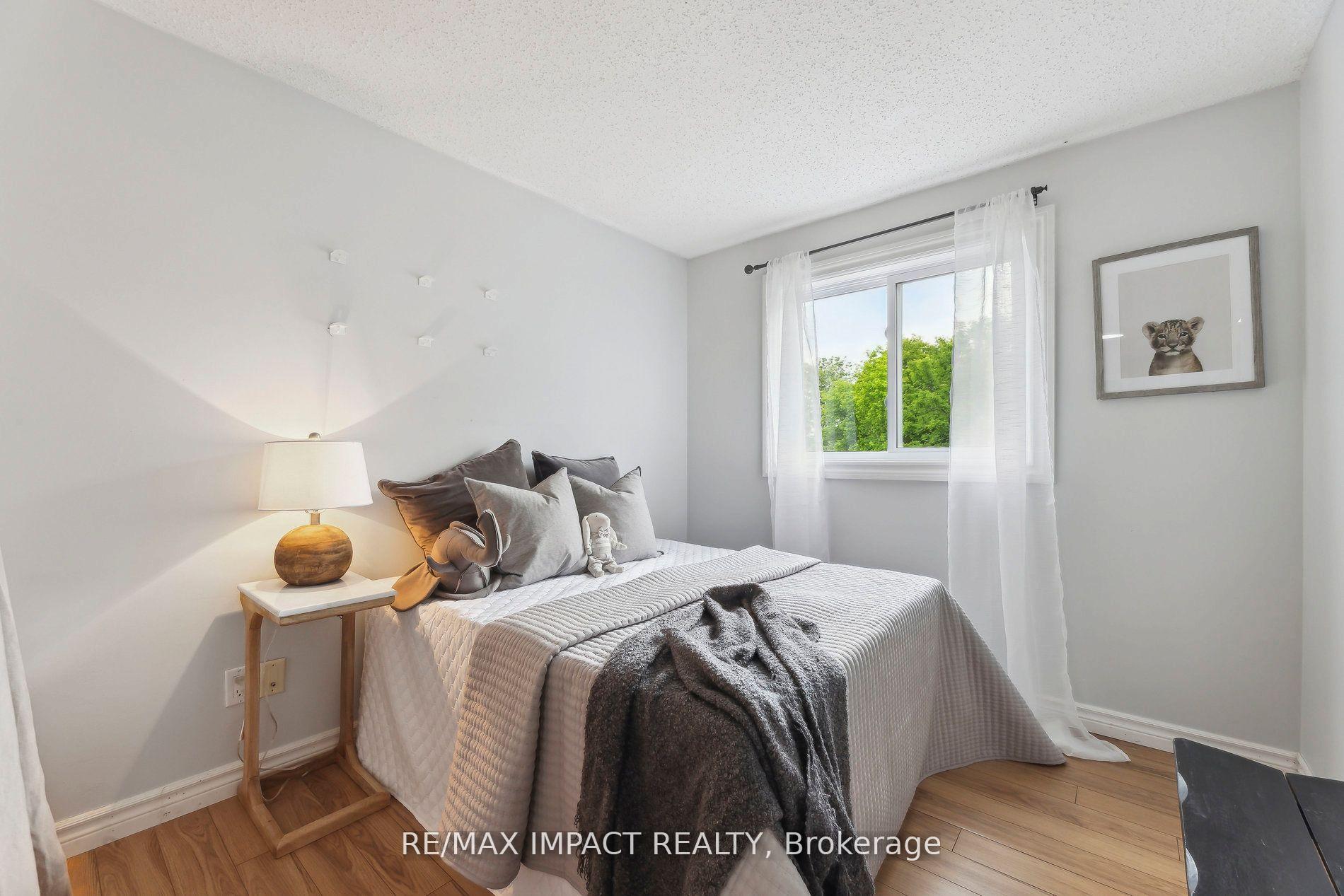 Photo 20 of 27 Prout Drive, Clarington, Bowmanville — HOMEH