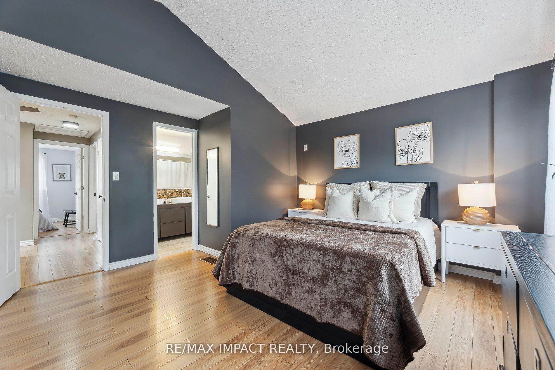 Photo 25 of 27 Prout Drive, Clarington, Bowmanville — HOMEH