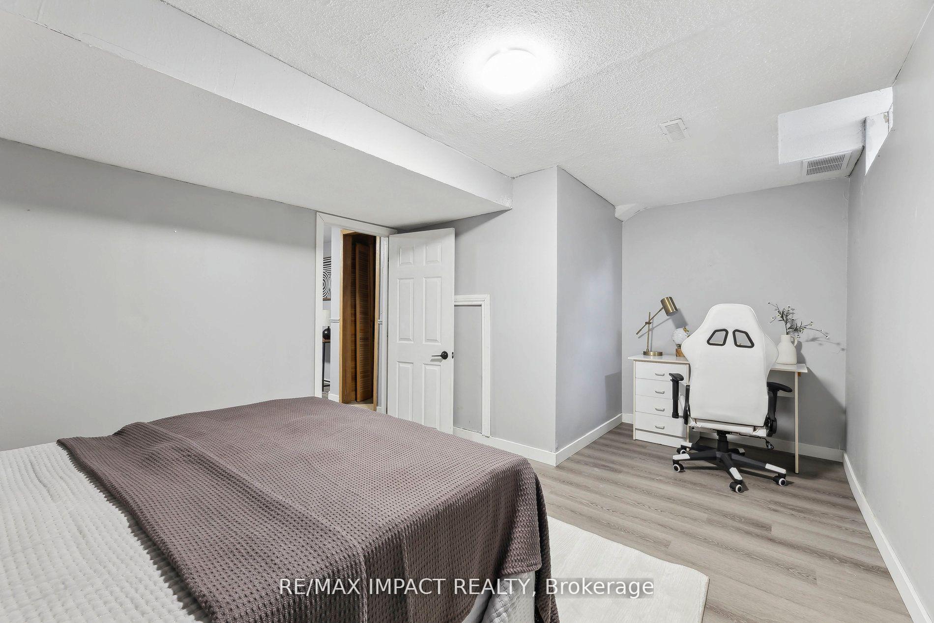 Photo 32 of 27 Prout Drive, Clarington, Bowmanville — HOMEH