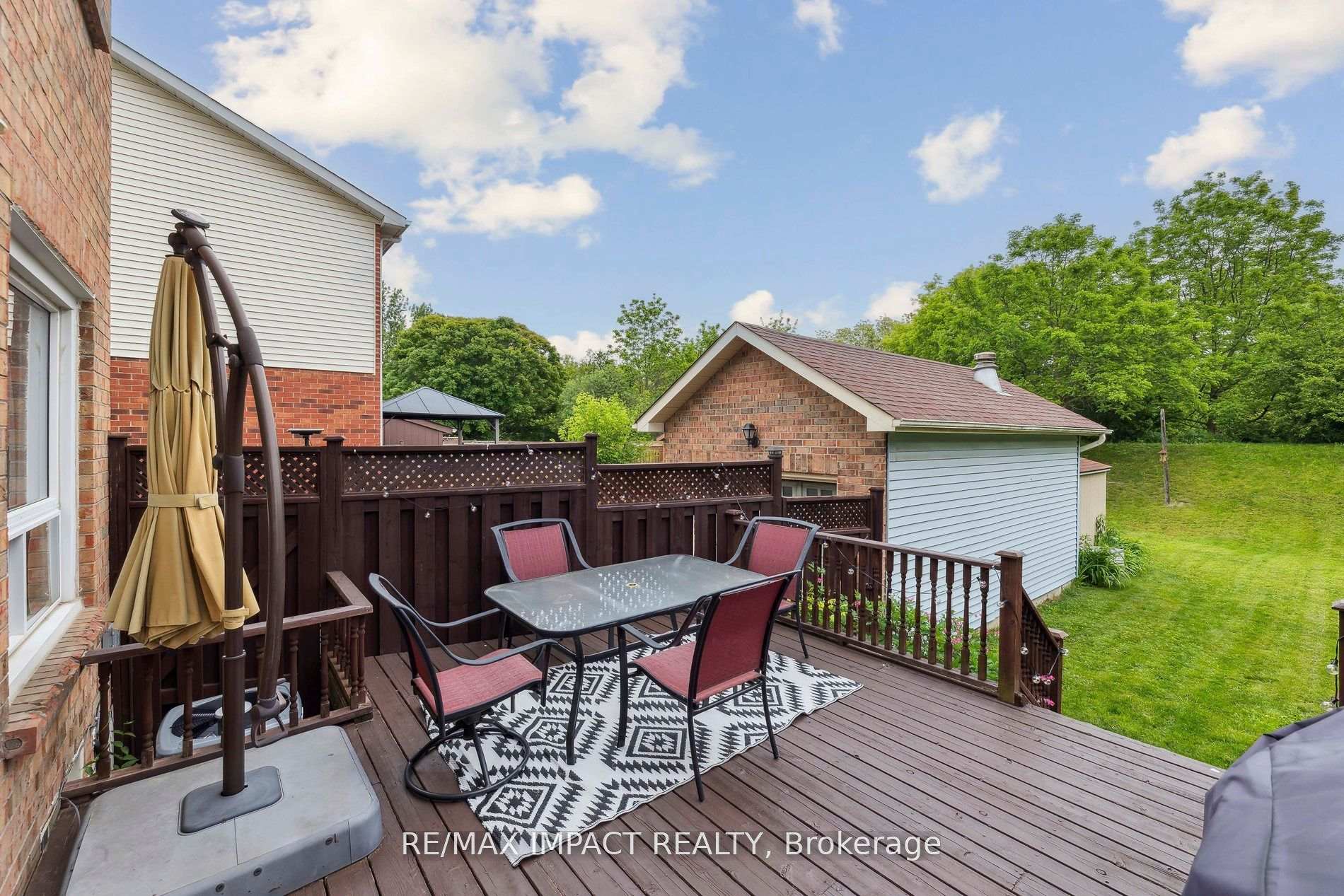 Photo 33 of 27 Prout Drive, Clarington, Bowmanville — HOMEH