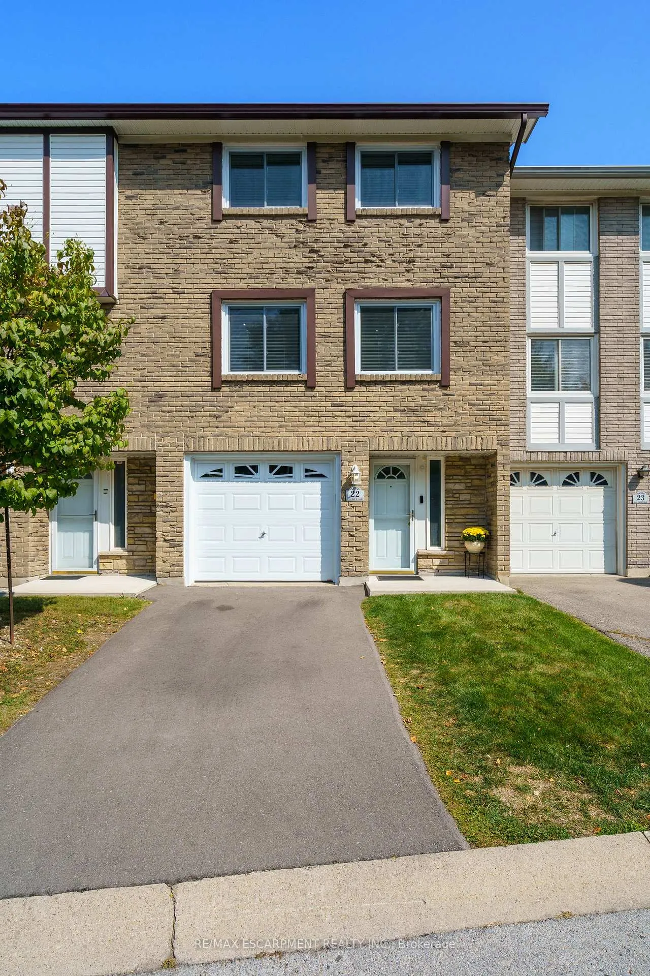 Photo 1 of Unit 22, 145 Rice Avenue, Hamilton, Fessenden — HOMEH