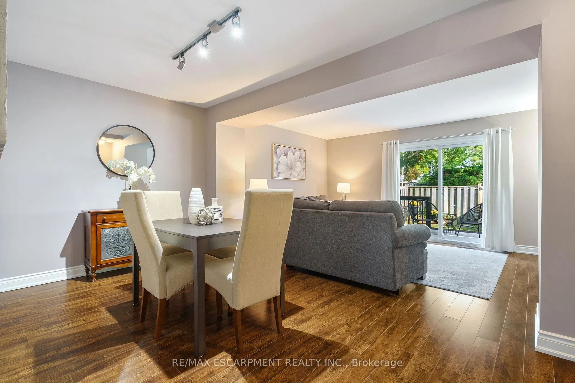 Photo 5 of Unit 22, 145 Rice Avenue, Hamilton, Fessenden — HOMEH