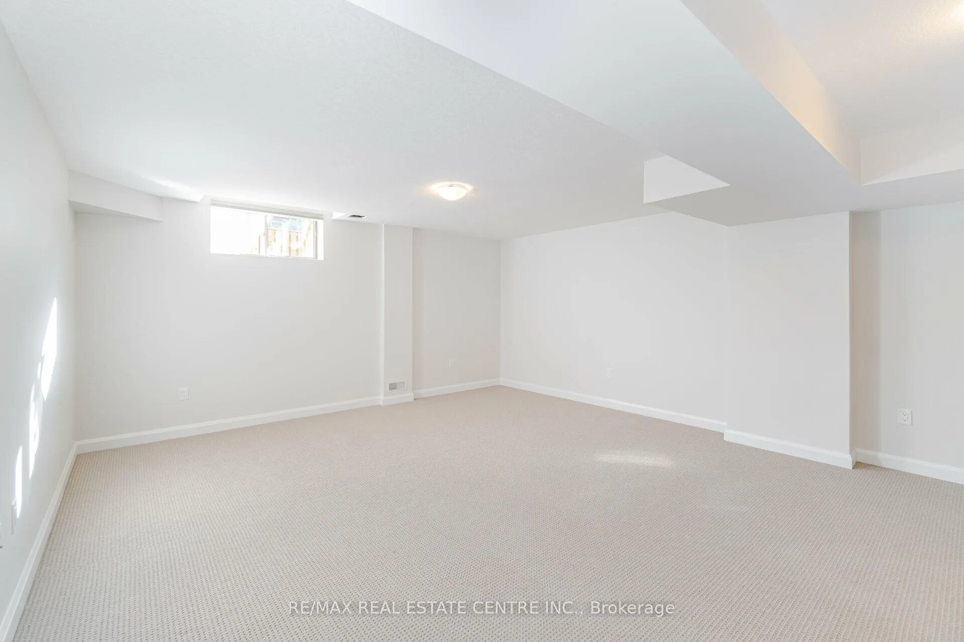 Photo 28 of Unit 48, 30 Times Square Boulevard, Hamilton, Stoney Creek Mountain — HOMEH