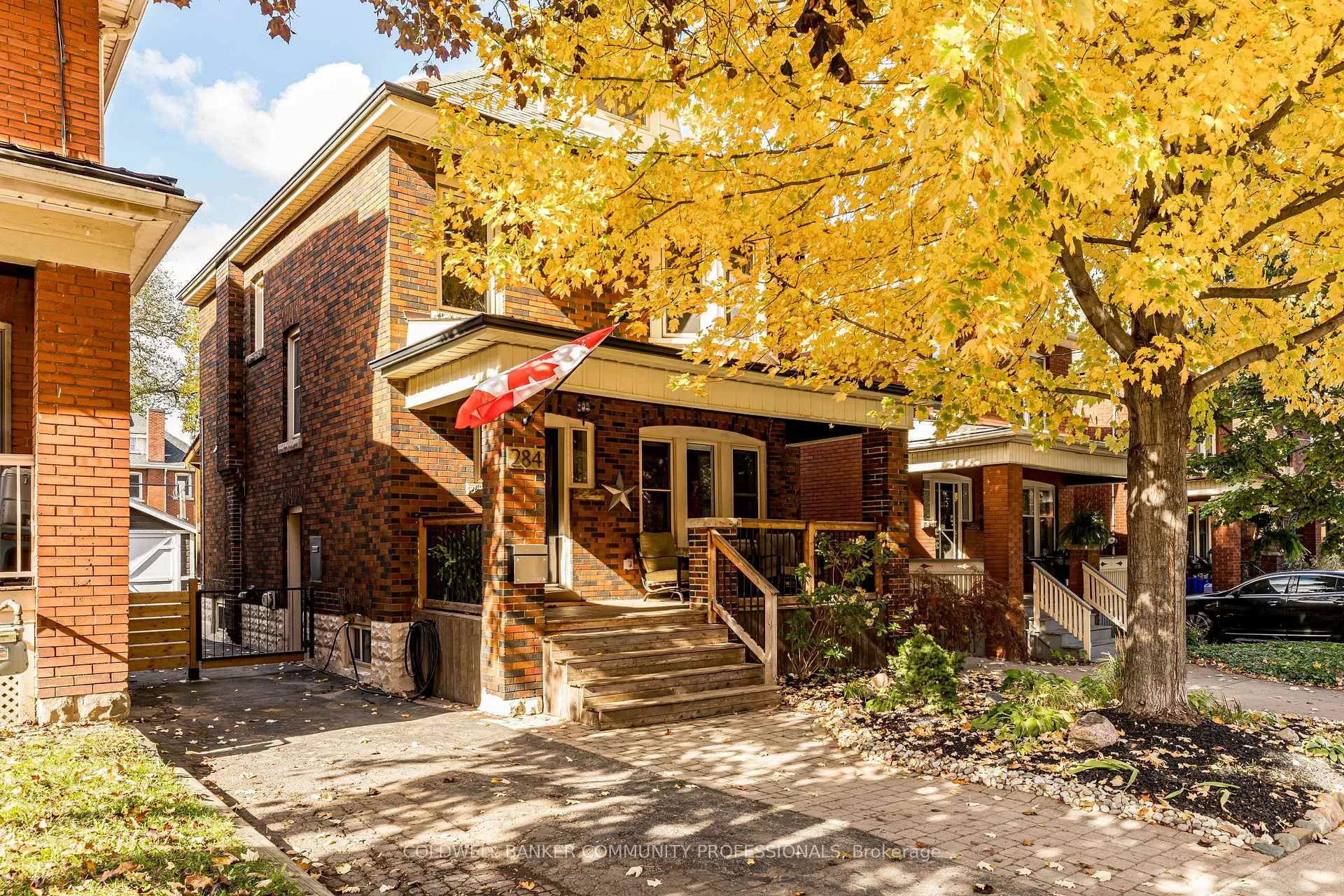 Front of 284 Houghton Avenue S