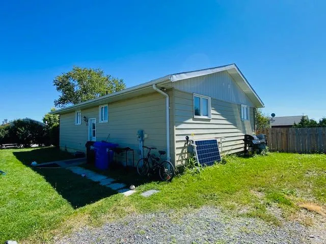 Photo 3 of 1531 Aubin Street, Hearst — HOMEH