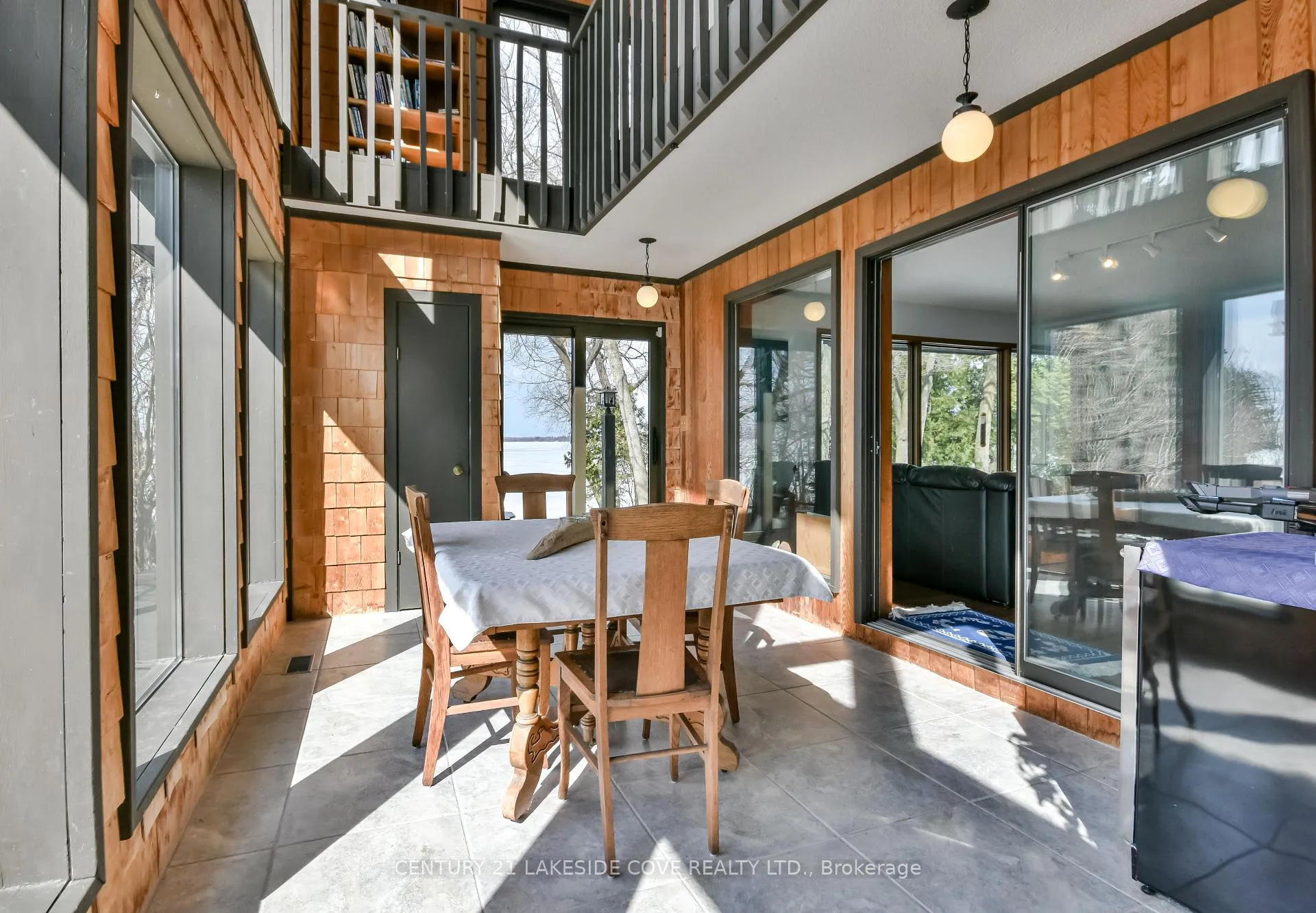 Photo 18 of 42 Thicketwood Place, Ramara, Brechin — HOMEH