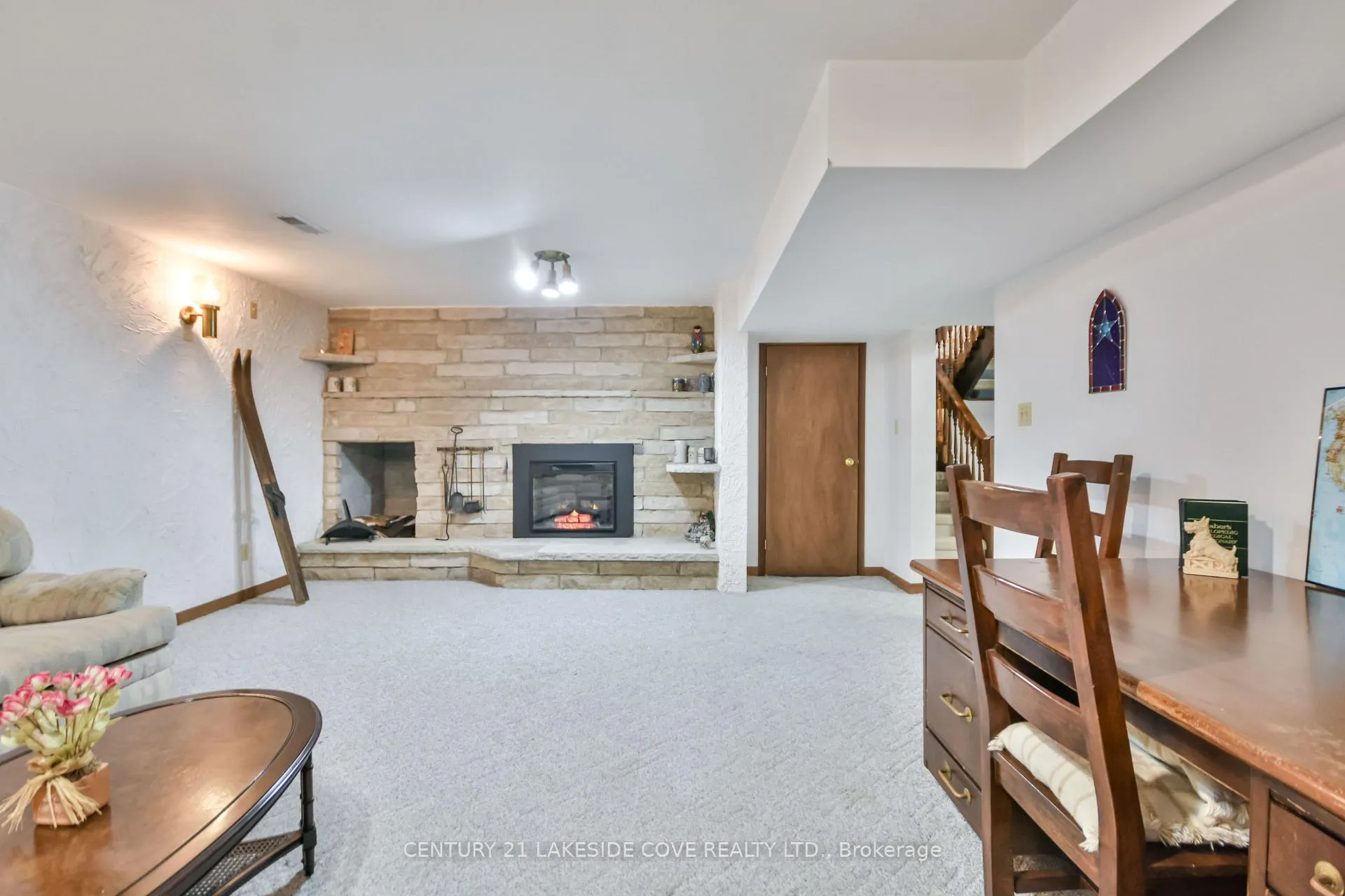 Photo 29 of 42 Thicketwood Place, Ramara, Brechin — HOMEH