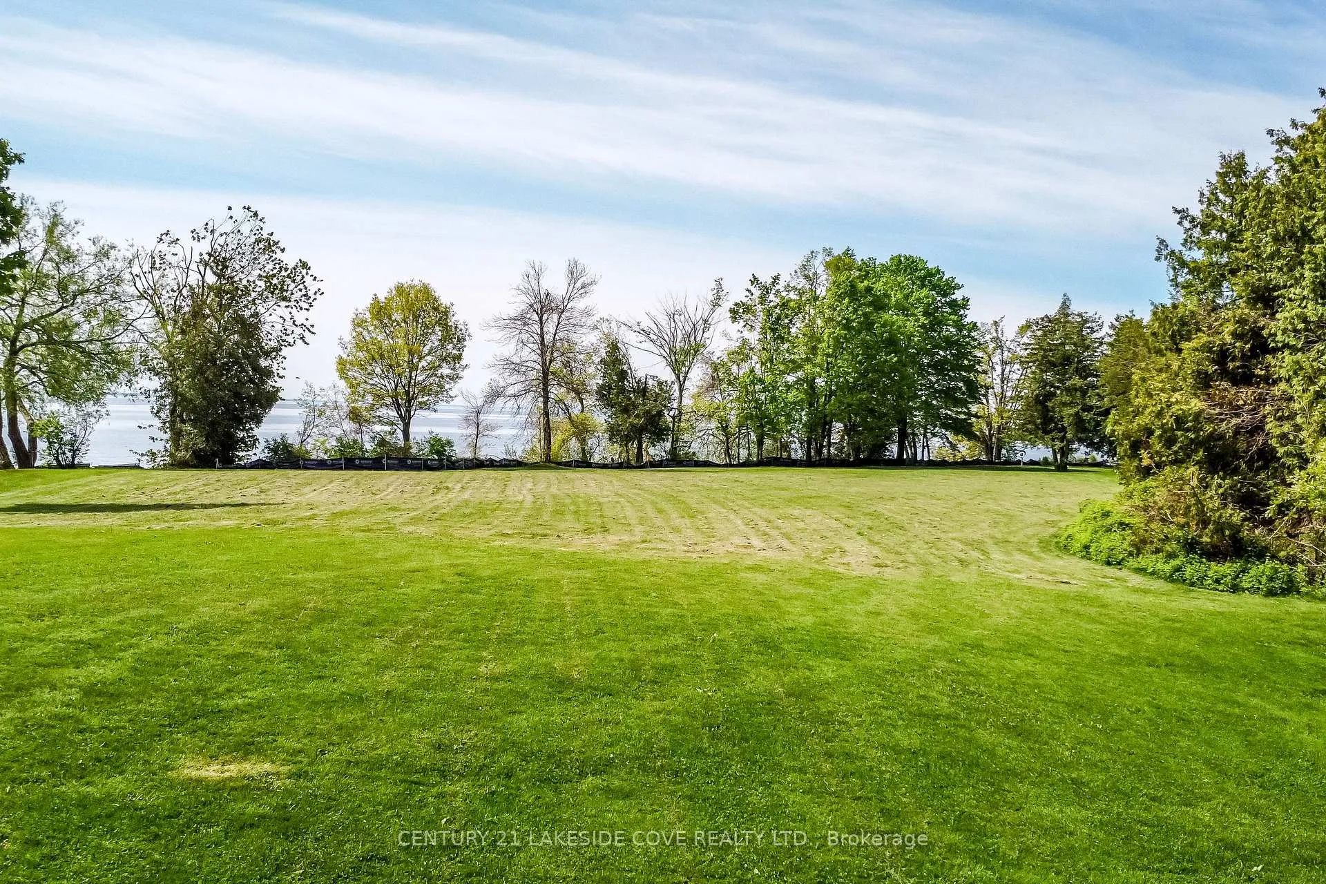Photo 32 of 42 Thicketwood Place, Ramara, Brechin — HOMEH