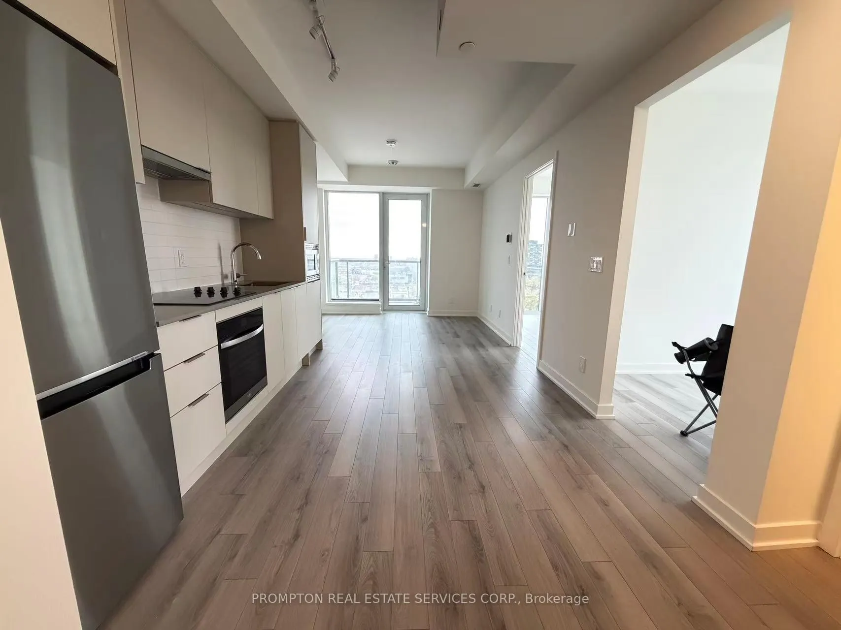 Photo 1 of Unit 908, 3071 Trafalgar Road, Oakville, Joshua Meadows — HOMEH