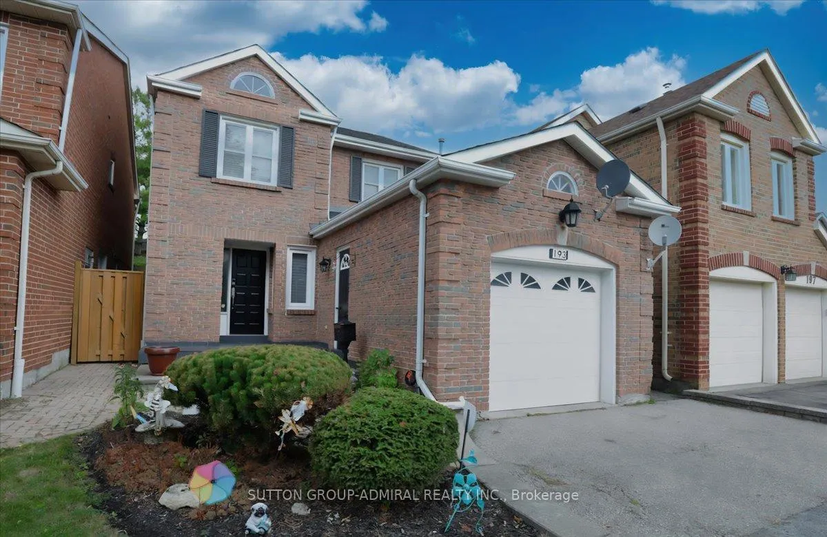 Photo 2 of 193 Glenmanor Way, Vaughan, Crestwood-Springfarm-Yorkhill — HOMEH