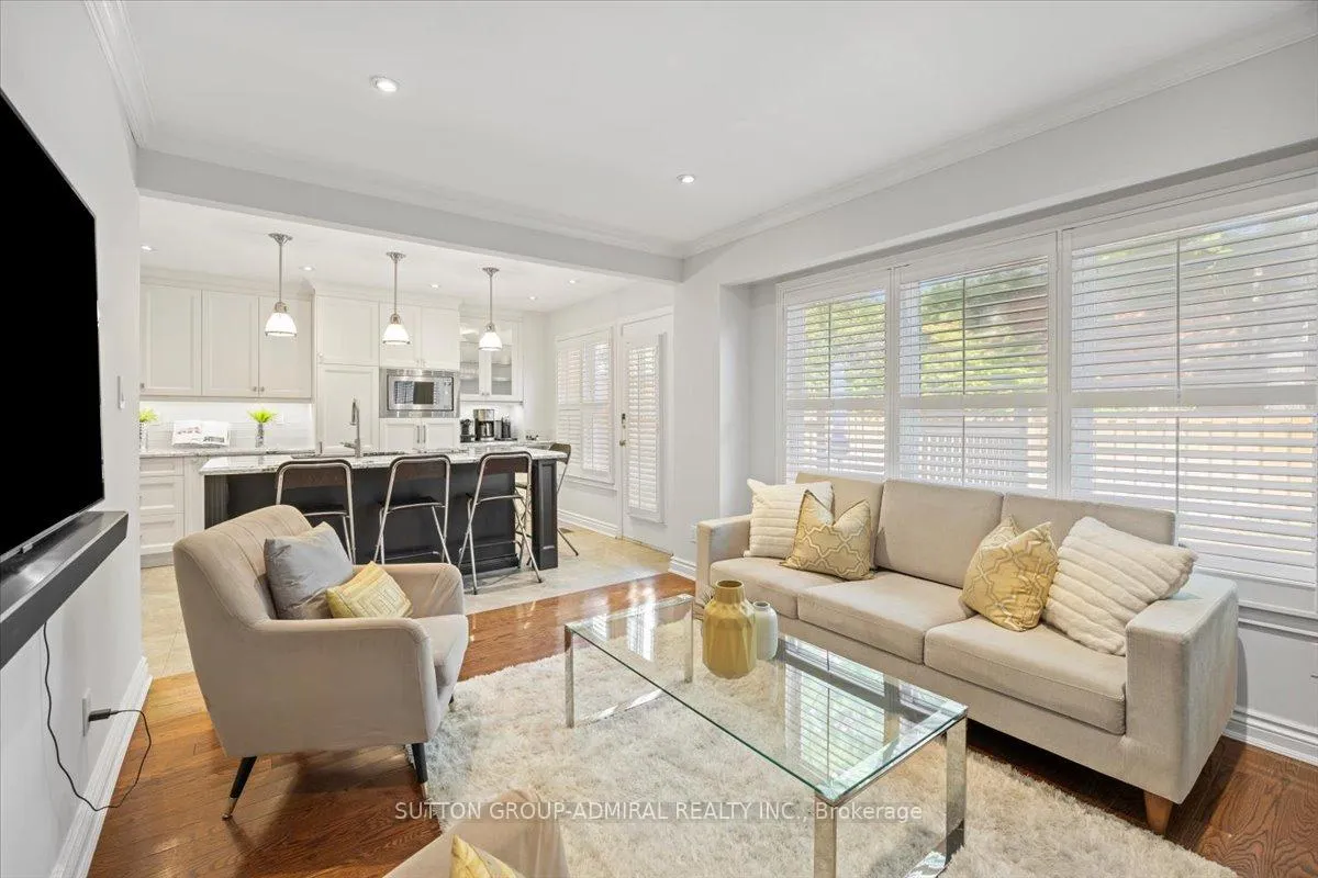 Photo 24 of 193 Glenmanor Way, Vaughan, Crestwood-Springfarm-Yorkhill — HOMEH