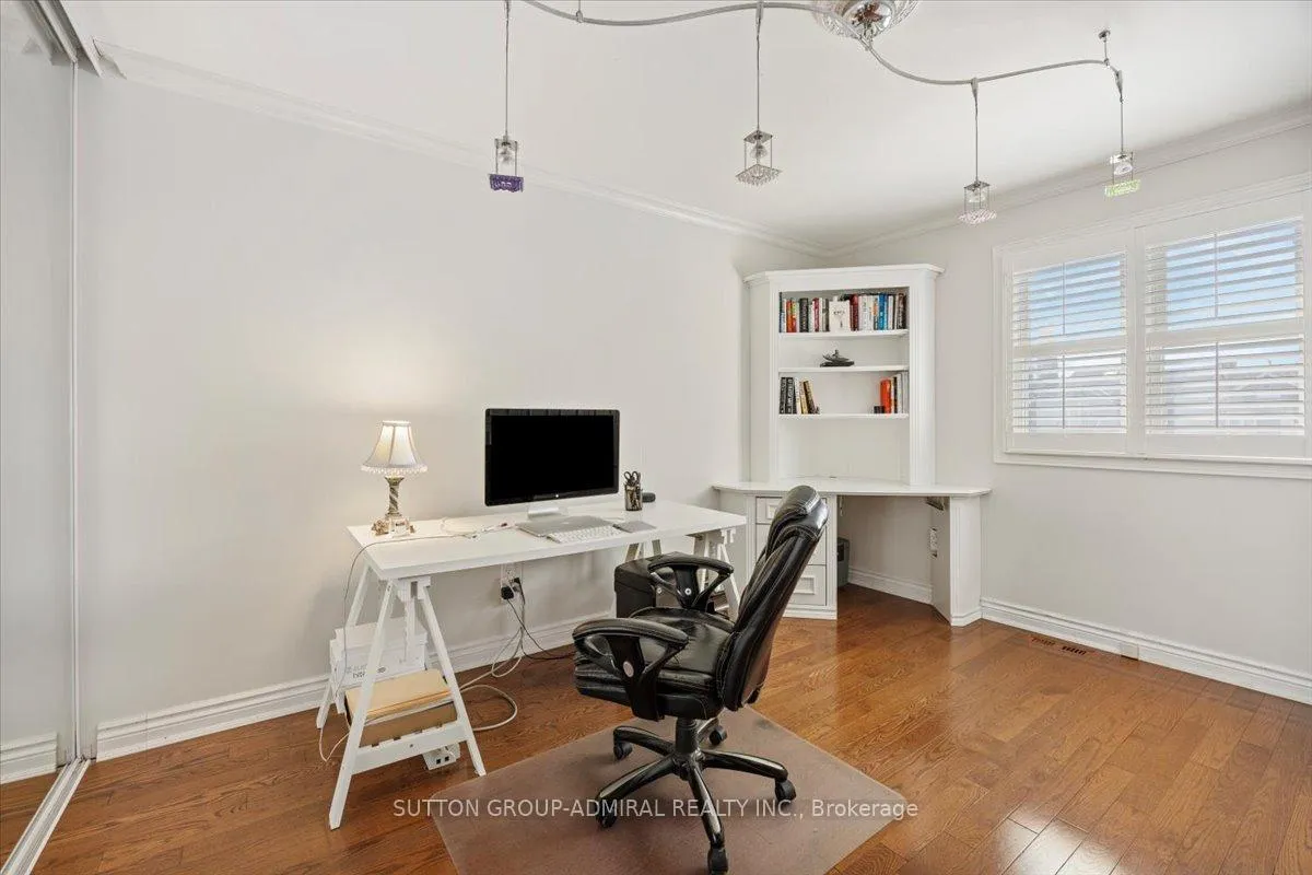 Photo 35 of 193 Glenmanor Way, Vaughan, Crestwood-Springfarm-Yorkhill — HOMEH