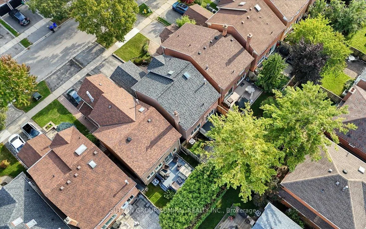 Photo 48 of 193 Glenmanor Way, Vaughan, Crestwood-Springfarm-Yorkhill — HOMEH