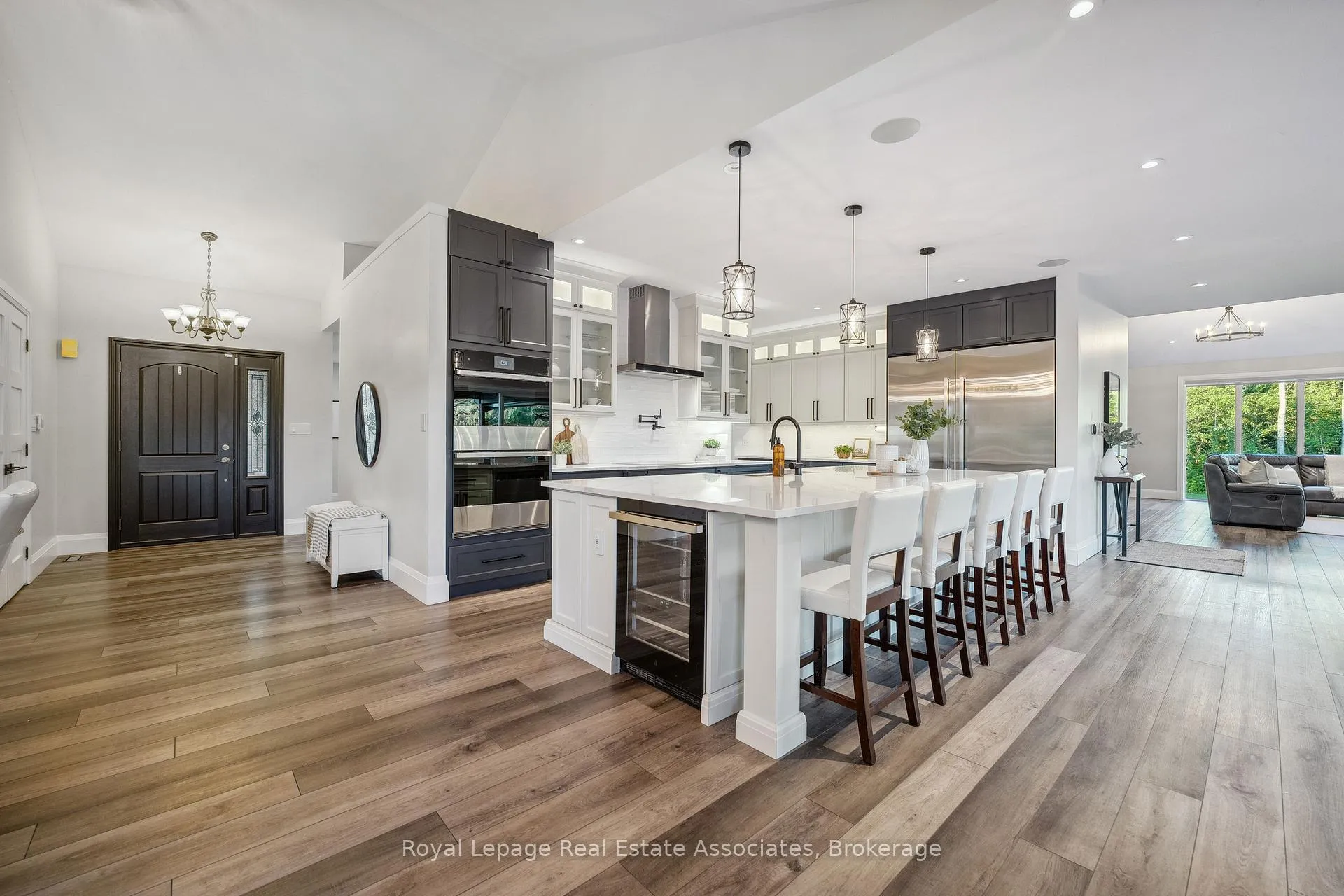 Photo 5 of 102 Concession 11 E, Hamilton, Rural Flamborough — HOMEH