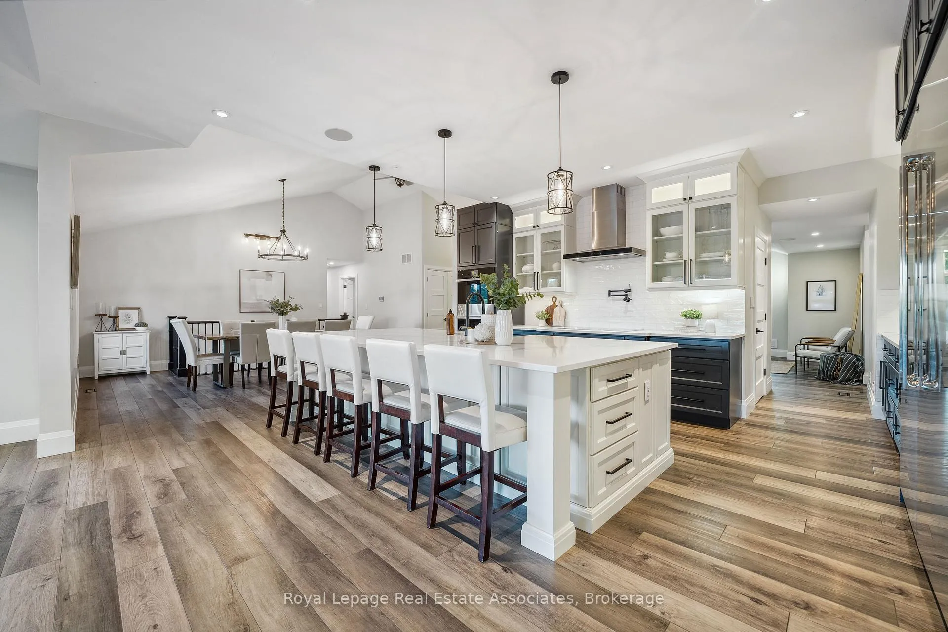 Photo 6 of 102 Concession 11 E, Hamilton, Rural Flamborough — HOMEH