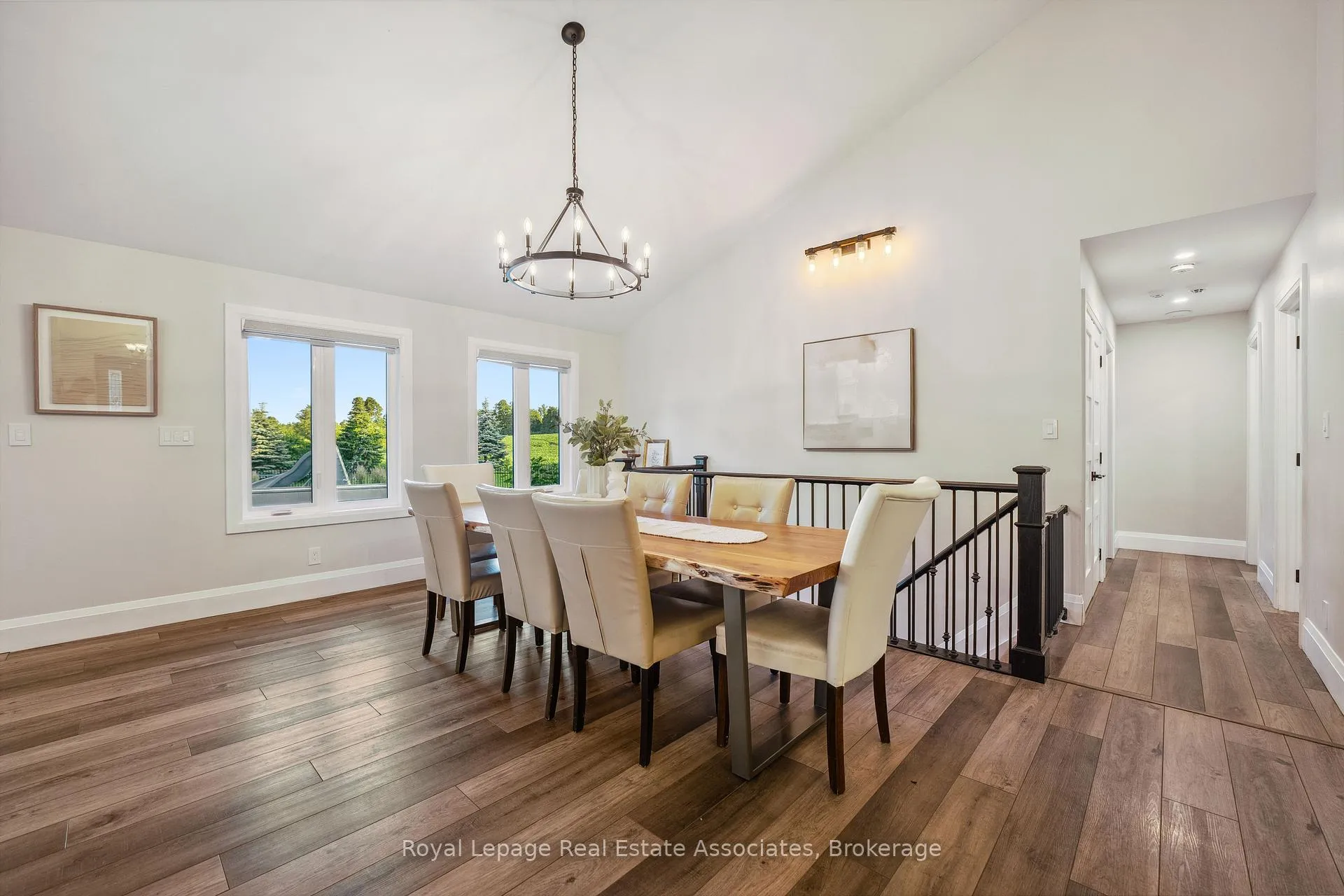 Photo 8 of 102 Concession 11 E, Hamilton, Rural Flamborough — HOMEH